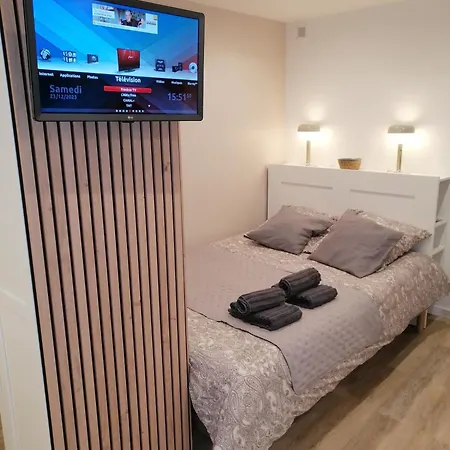 Le Vauban, 5 Minutes Du Chateau Apartamento