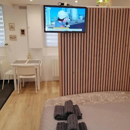 Le Vauban, 5 Minutes Du Chateau