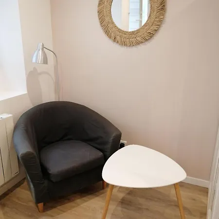Le Vauban, 5 Minutes Du Chateau Apartment *