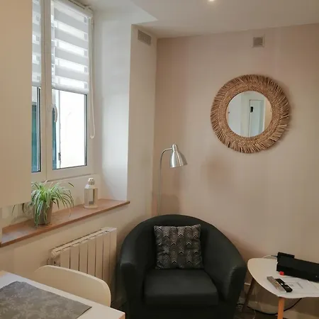 Le Vauban, 5 Minutes Du Chateau アパート *