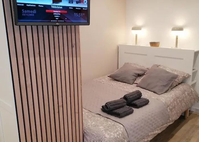 Apartament Le Vauban, 5 Minutes Du Chateau Wersal