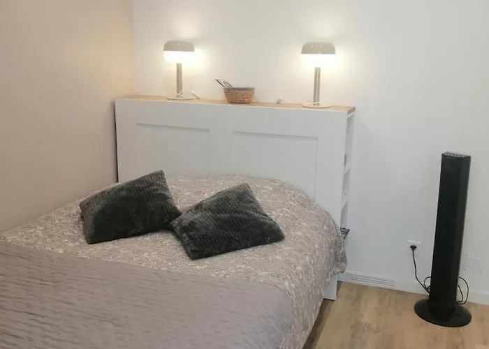 Le Vauban, 5 Minutes Du Chateau Apartament *